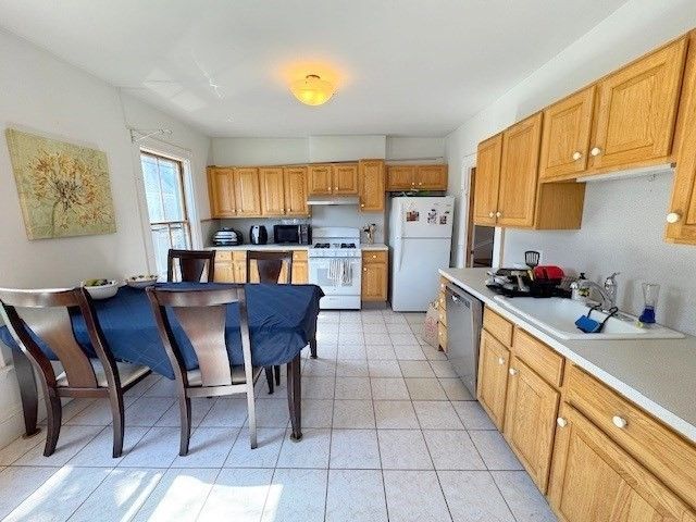 24 Brook Street 2, Brookline, MA 02445