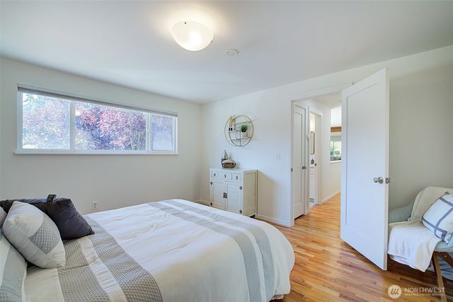 322 NW 200th Street, Shoreline, WA 98177