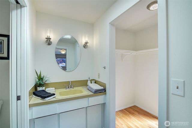 322 NW 200th Street, Shoreline, WA 98177