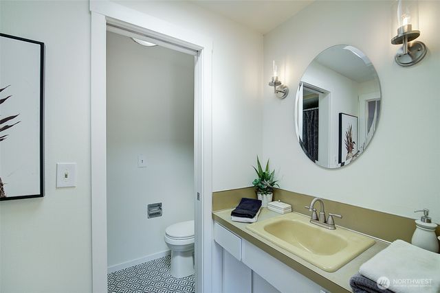 322 NW 200th Street, Shoreline, WA 98177