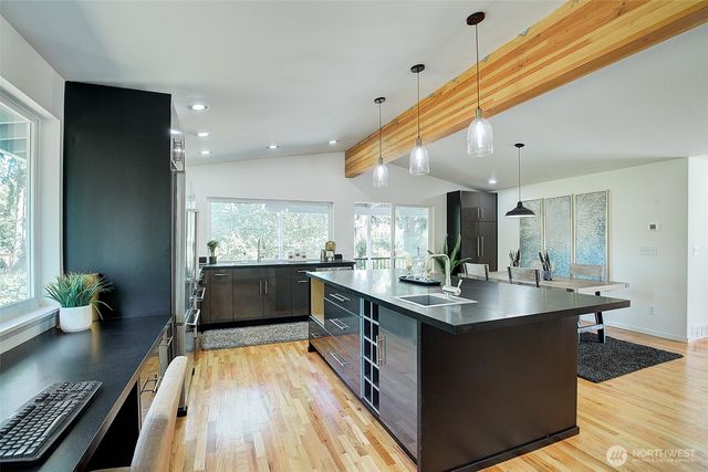 322 NW 200th Street, Shoreline, WA 98177