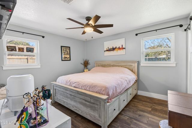 296 Holcomb Boulevard, Ocean Springs, MS 39564