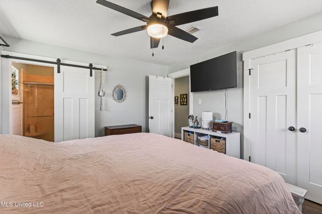 296 Holcomb Boulevard, Ocean Springs, MS 39564