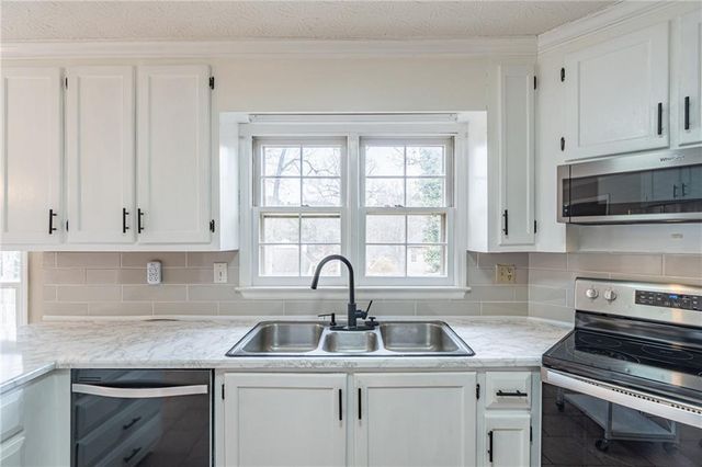 4283 Joshua NW Way, Kennesaw, GA 30144