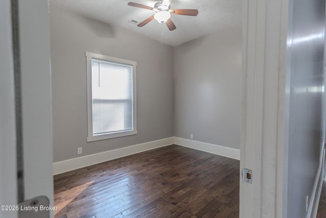 468 E Brandeis Ave, Louisville, KY 40217