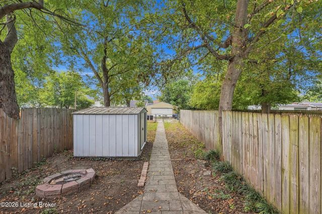 468 E Brandeis Ave, Louisville, KY 40217