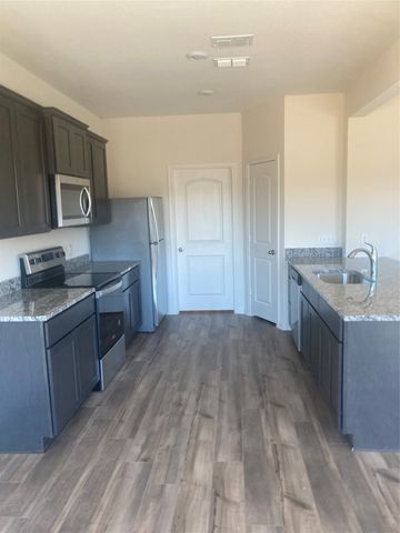 2017 Delta Downs Drive, Seagoville, TX 75159