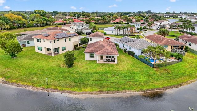 4321 Marina Way, Deerfield Beach, FL 33064