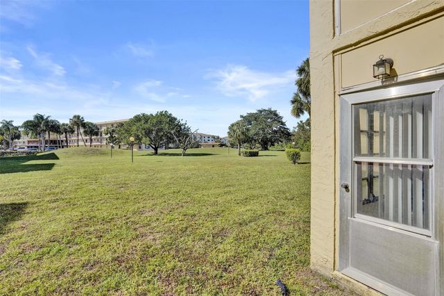 9273 SW 8th Street 117, Boca Raton, FL 33428