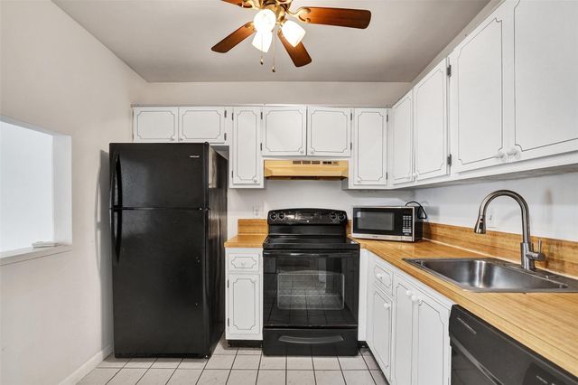 9273 SW 8th Street 117, Boca Raton, FL 33428