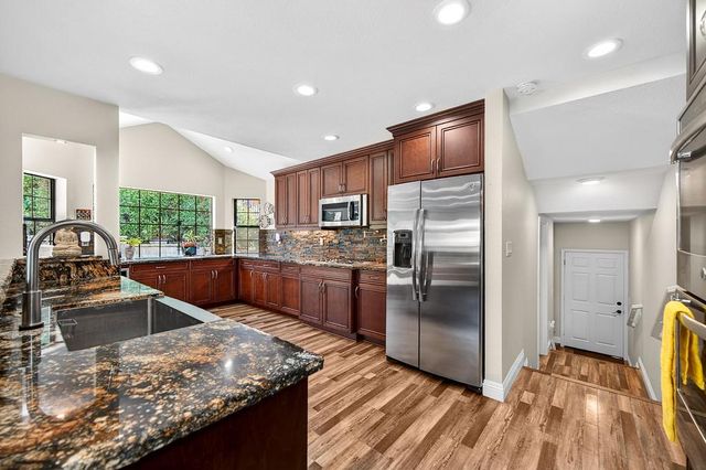 6846 Terreno Dr, Rancho Murieta, CA 95683