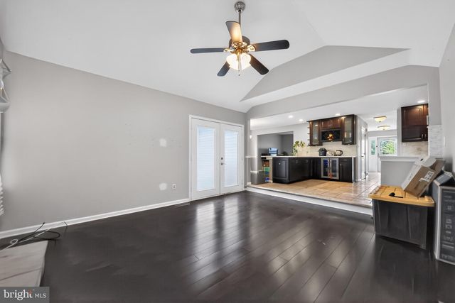 16 WHITEHAVEN DR, Lumberton, NJ 08048