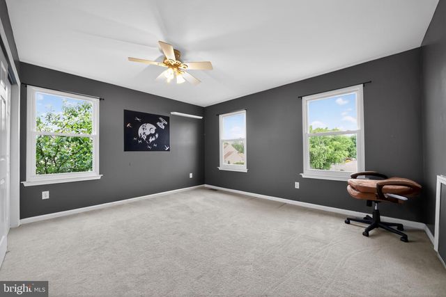 16 WHITEHAVEN DR, Lumberton, NJ 08048