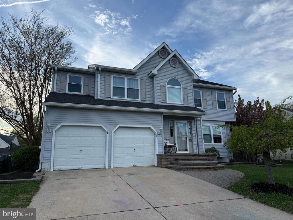 16 WHITEHAVEN DR, Lumberton, NJ 08048