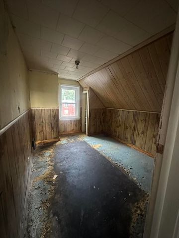 4429 Northcote Avenue, East Chicago, IN 46312