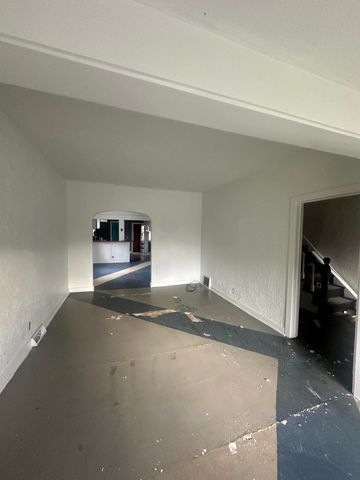 4429 Northcote Avenue, East Chicago, IN 46312