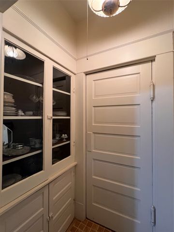 505 N Elm Street, Comanche, TX 76442
