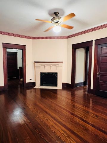 505 N Elm Street, Comanche, TX 76442