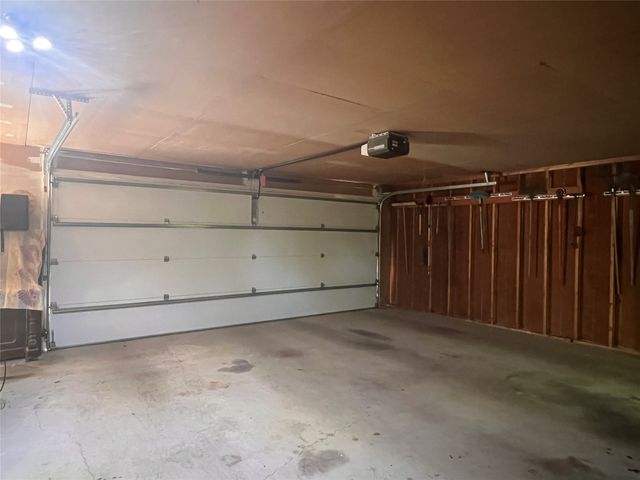 505 N Elm Street, Comanche, TX 76442