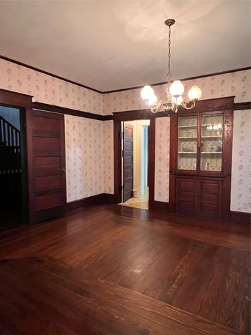 505 N Elm Street, Comanche, TX 76442
