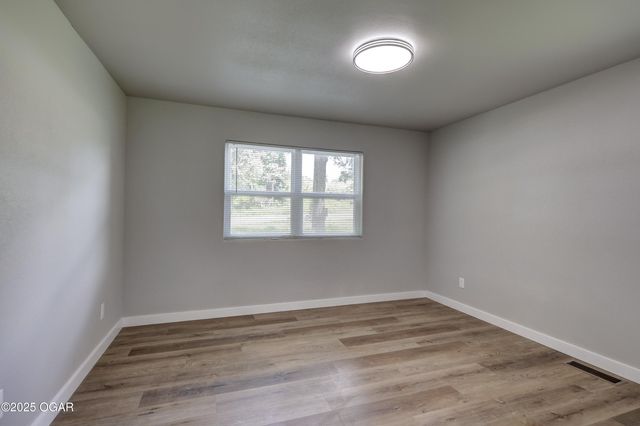 1028 Woodland Avenue, Joplin, MO 64801