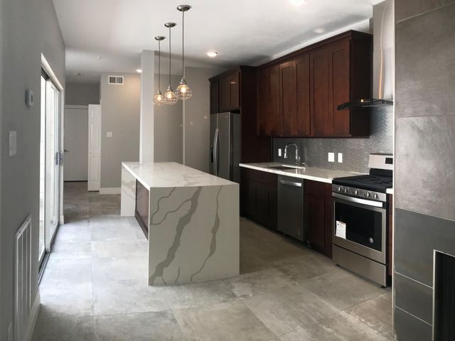 12625 Memorial Drive 30, Houston, TX 77024