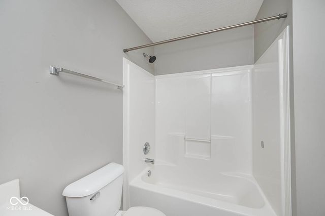 5067 Clay Creek Lane, Plainfield, IN 46168