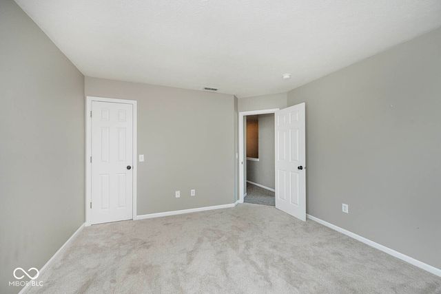 5067 Clay Creek Lane, Plainfield, IN 46168