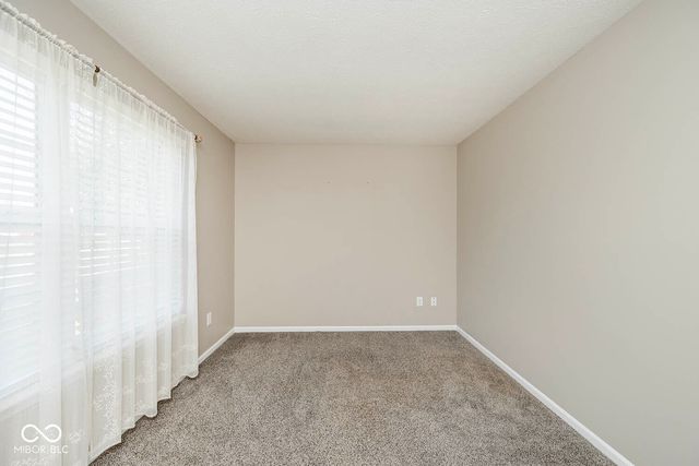 5067 Clay Creek Lane, Plainfield, IN 46168