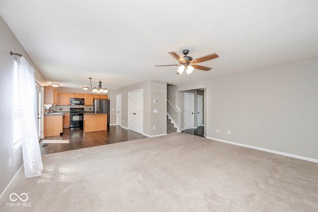 5067 Clay Creek Lane, Plainfield, IN 46168