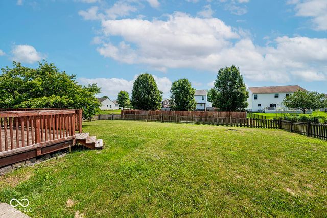 5067 Clay Creek Lane, Plainfield, IN 46168