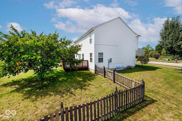 5067 Clay Creek Lane, Plainfield, IN 46168