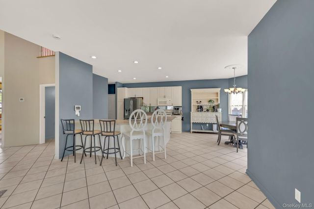 137 Duke Drive, Carmel, NY 10512