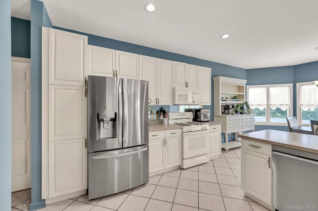 137 Duke Drive, Carmel, NY 10512