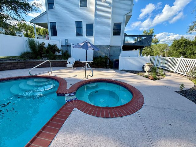 137 Duke Drive, Carmel, NY 10512