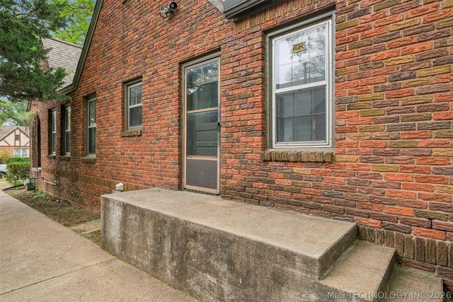 2608 E 13th Place, Tulsa, OK 74103