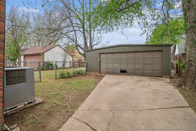 2608 E 13th Place, Tulsa, OK 74103