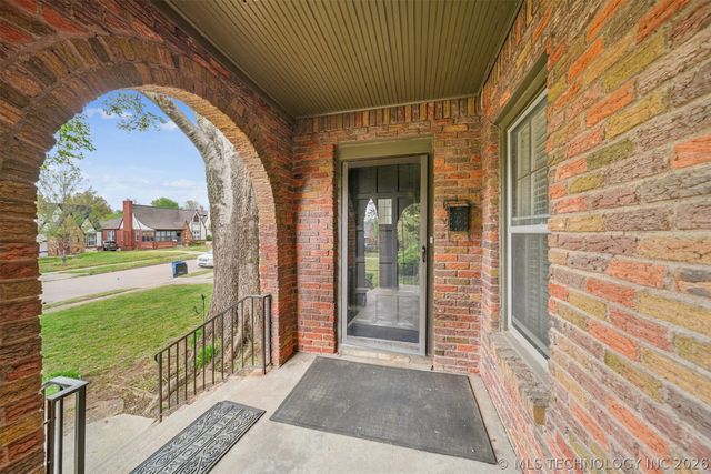 2608 E 13th Place, Tulsa, OK 74103