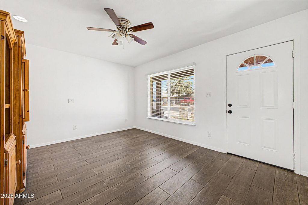 4123 W HOLLY Street, Phoenix, AZ 85009 — photo 5