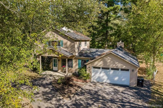 21326 Flanders Street, Farmington Hills, MI 48335