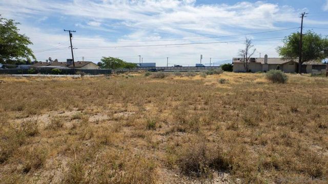 0 El Rio RD, Victorville, CA 92392