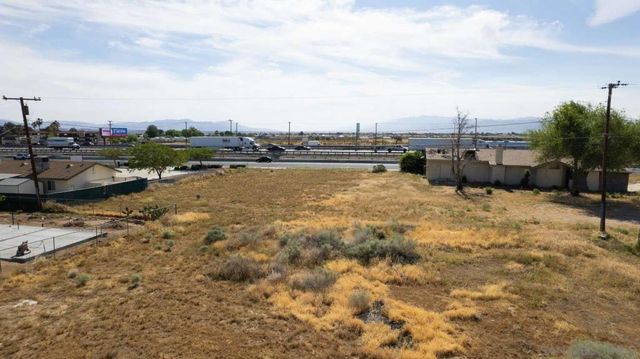 0 El Rio RD, Victorville, CA 92392