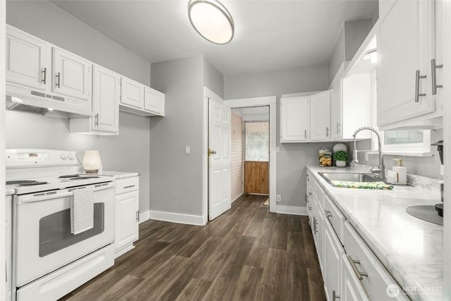 4232 Rucker Avenue, Everett, WA 98203