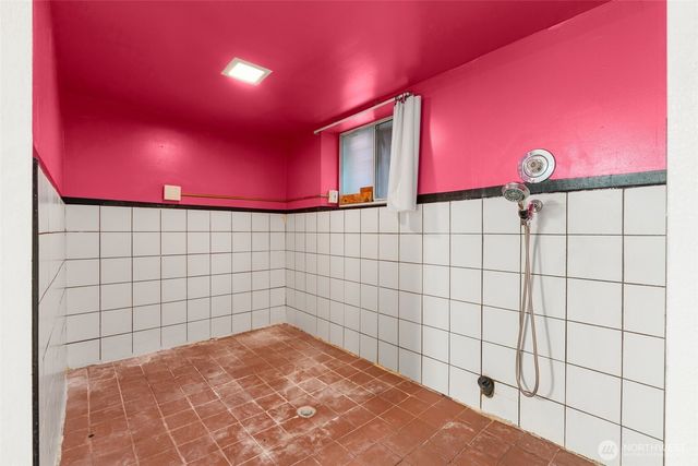 4232 Rucker Avenue, Everett, WA 98203