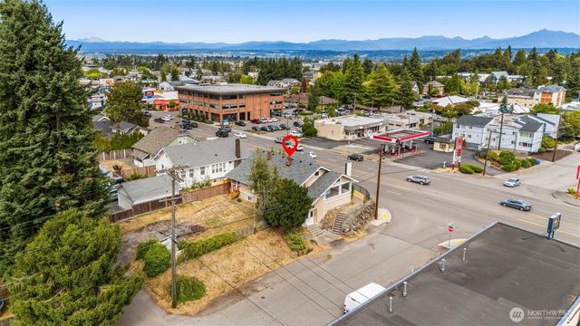 4232 Rucker Avenue, Everett, WA 98203