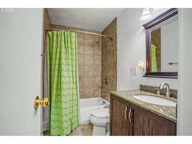 1565 3RD St Nw, Salem, OR 97304