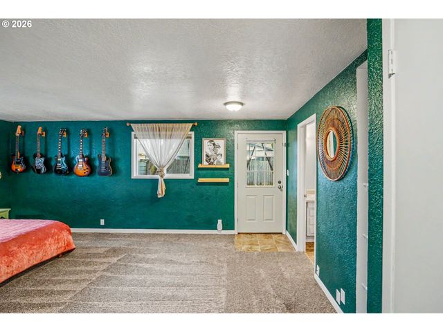 1565 3RD St Nw, Salem, OR 97304