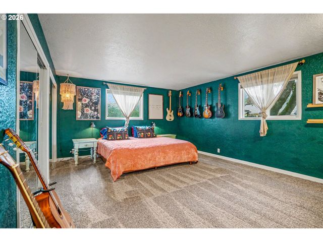 1565 3RD St Nw, Salem, OR 97304