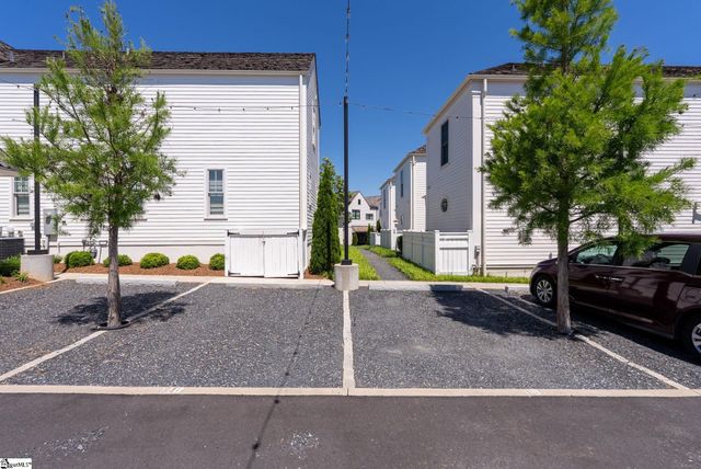 203 Bowman Road, Greenville, SC 29615