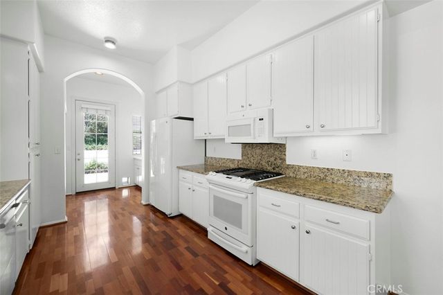 80 Winslow, Irvine, CA 92620